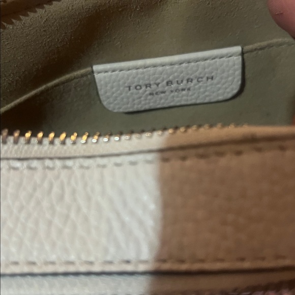 Tory Burch Pale Pink Pebbled Leather Bag with Logo - Picture 4 of 4